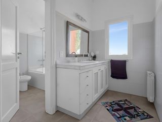 Foto 29 de Casa en venta en Santa Bárbara, 4 dormitorios. A la laguna