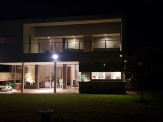 Foto 7 de Casa en Alq. Temporario en San Benito, Villanueva, Tigre, G.B.A. Zona Norte, Argentina