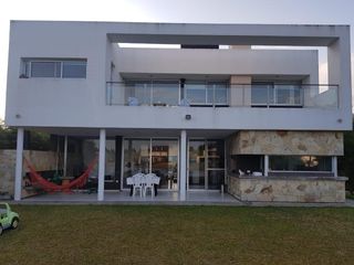 Foto 1 de Casa en Alq. Temporario en San Benito, Villanueva, Tigre, G.B.A. Zona Norte, Argentina