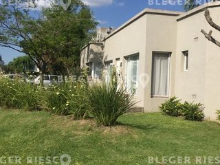 Foto 2 de Casa en Alq. Temporario en Santa Barbara, Tigre, G.B.A. Zona Norte, Argentina