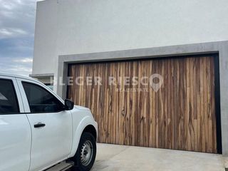 Foto 1 de Casa en Venta en El Yacht, Nordelta, Tigre, G.B.A. Zona Norte, Argentina