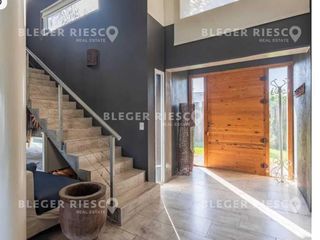 Foto 2 de Casa en Venta en San Marco, Villanueva, Tigre, G.B.A. Zona Norte, Argentina