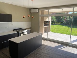 Foto 3 de Casa en Venta en Haras Santa Maria, Escobar, G.B.A. Zona Norte, Argentina