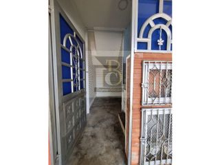 Foto 18 de CASA EN VENTA BIFAMILIAR  DE 2 PISOS BARRIO VILLA NELLY