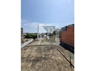 Foto 38 de CASA EN VENTA BIFAMILIAR  DE 2 PISOS BARRIO VILLA NELLY