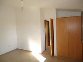 Foto 10 de Villa adela, departamento interno.-