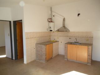 Foto 4 de Villa adela, departamento interno.-