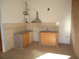 Foto 3 de Villa adela, departamento interno.-
