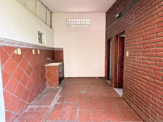 Foto 30 de Importante propiedad ideal centro médico o educativo en San Martín al 3100, SMT