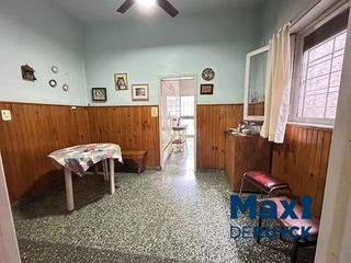 Foto 9 de Apta crédito a pasos del centro y Plaza Conesa
