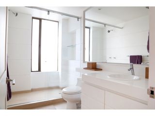 Foto 13 de Penthouse en alquiler ubicado en Rosales