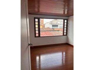 Foto 17 de CASA USO COMERCIAL . RESIDENCIAL 142
