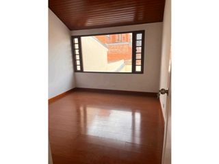 Foto 6 de CASA USO COMERCIAL . RESIDENCIAL 142