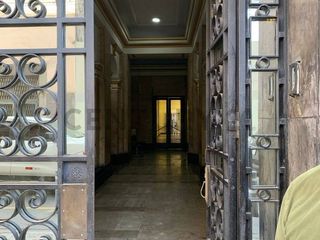 Foto 9 de OCASION ALQUILER  DE OFICINA EN EL CORAZON DEL CENTRO DE LIMA