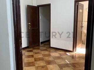 Foto 8 de OCASION ALQUILER  DE OFICINA EN EL CORAZON DEL CENTRO DE LIMA