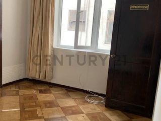 Foto 21 de OCASION ALQUILER  DE OFICINA EN EL CORAZON DEL CENTRO DE LIMA