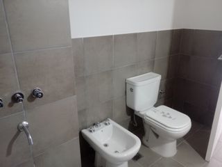 Foto 4 de Departamento en alquiler de 2 dormitorios c/ cochera en Godoy Cruz