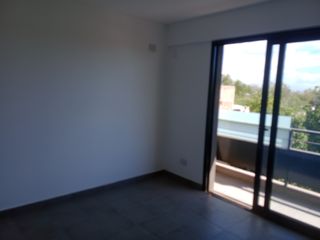 Foto 3 de Departamento en alquiler de 2 dormitorios c/ cochera en Godoy Cruz