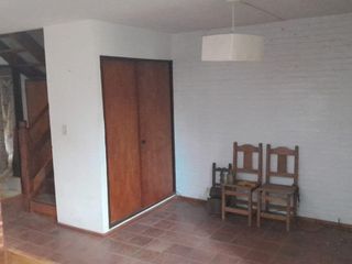 Foto 4 de OPORTUNIDAD DUPLEX PARA REFACCIONAR !