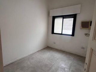 Foto 14 de Casa 5 ambientes reciclada a nueva en venta - Quilmes Centro.