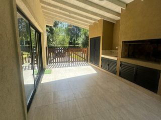 Foto 22 de Hermosa Casa En Lomas De Valeria ,dos Dormitorios , Dos Baños