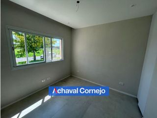 Foto 9 de Casa en  venta en Acacias, Puertos (4 dormitorios, 3 en suite, jardin y pileta)