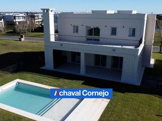 Foto 15 de Casa en  venta en Acacias, Puertos (4 dormitorios, 3 en suite, jardin y pileta)