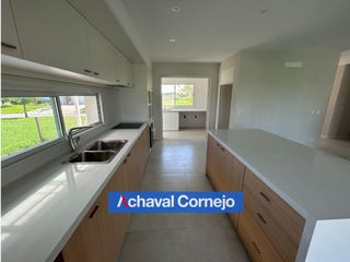 Foto 6 de Casa en  venta en Acacias, Puertos (4 dormitorios, 3 en suite, jardin y pileta)