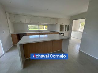 Foto 5 de Casa en  venta en Acacias, Puertos (4 dormitorios, 3 en suite, jardin y pileta)