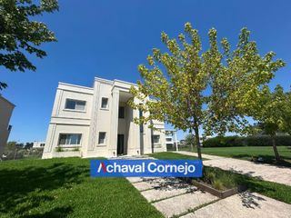 Foto 16 de Casa en  venta en Acacias, Puertos (4 dormitorios, 3 en suite, jardin y pileta)