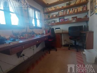 Foto 7 de Venta Semipiso 4 dormitorios  escritorio y dependencia