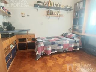 Foto 14 de Venta Semipiso 4 dormitorios  escritorio y dependencia