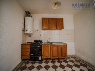 Foto 32 de PH 2 ambientes con local más espacio aéreo total en Monte Castro