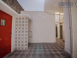 Foto 10 de PH 2 ambientes con local más espacio aéreo total en Monte Castro
