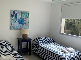 Foto 14 de CASA DE 5 DORMITORIOS, 4 BAÑOS COSTA ESMERALDA BARRIO MARITIMO 2, 41