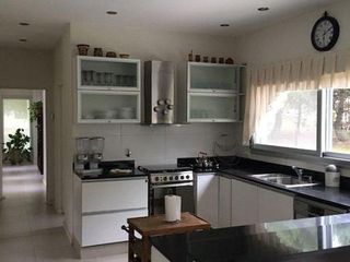 Foto 5 de CASA 3 DOMITORIOS 2 BAÑOS PINAMAR