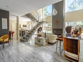 Foto 3 de Casa de 4 Dormitorios y 2 baños c/ Piscina Climatizada - Costa Esmeralda