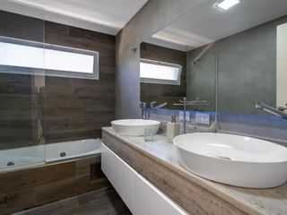 Foto 8 de Casa de 4 Dormitorios y 2 baños c/ Piscina Climatizada - Costa Esmeralda