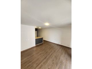 Foto 3 de Apartamento en Venta en Cantabria, Normandia- Bogotá