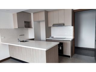 Foto 6 de MODERNA SUITE EN RENTA AV. ORDOÑEZ LASSO CUENCA