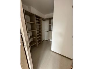 Foto 2 de Arriendo apartamento en envigado sector loma del Esmeraldal