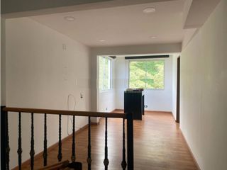 Foto 8 de Casa en Arriendo Las Antillas Envigado