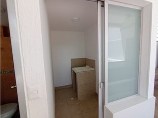 Foto 43 de Venta Edificio Bifamiliar urbanización (ingenio III) Santiago de Cali