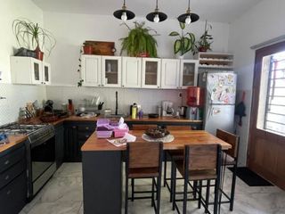 Foto 6 de Casa en venta en Quilmes Este