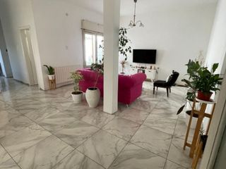 Foto 4 de Casa en venta en Quilmes Este