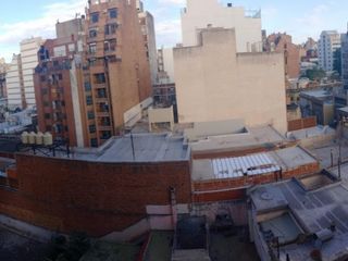 Foto 2 de Alquiler Departamento 1 dormitorio balcón en Alberdi $400.000 finales.