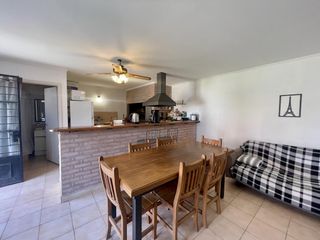 Foto 36 de Descubre tu hogar ideal en Lobos Venta Casa 4 hab, jardín
