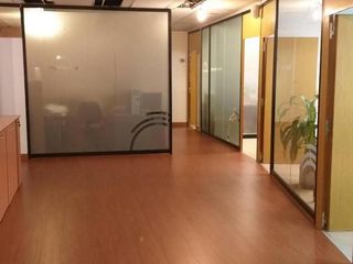 Foto 5 de Excelente Piso al frente sobre Av. del Libertador - Olivos