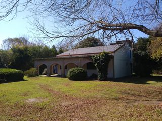 Foto 1 de Casa en venta en La Plata - Dacal Bienes Raíces