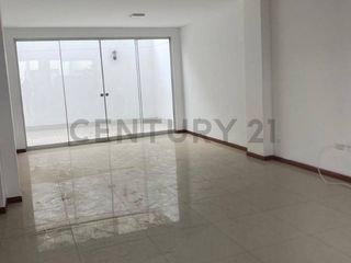 Foto 6 de ALQUILER DE LINDA CASA EN CONDOMINIO - HUACHO